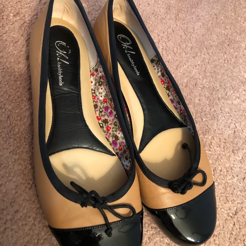 Ballet flats- never worn